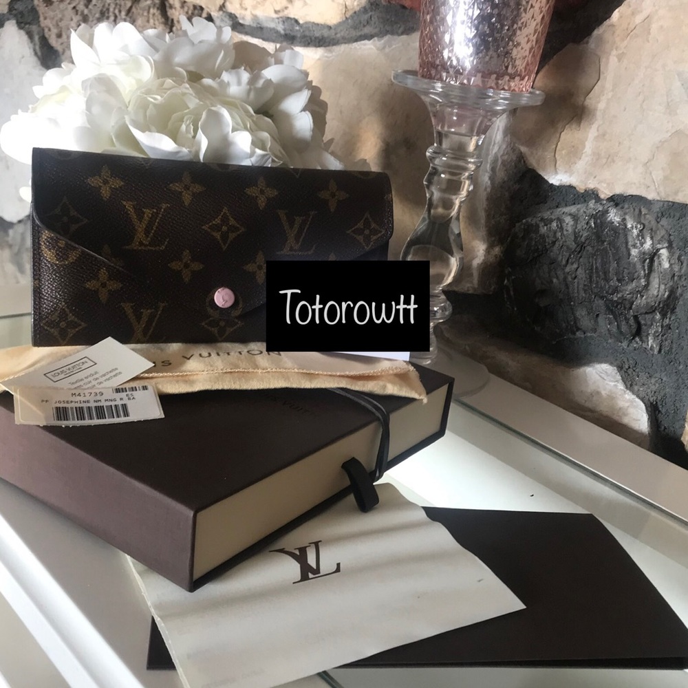 Louis Vuitton Josephine Wallet Rose Ballerine